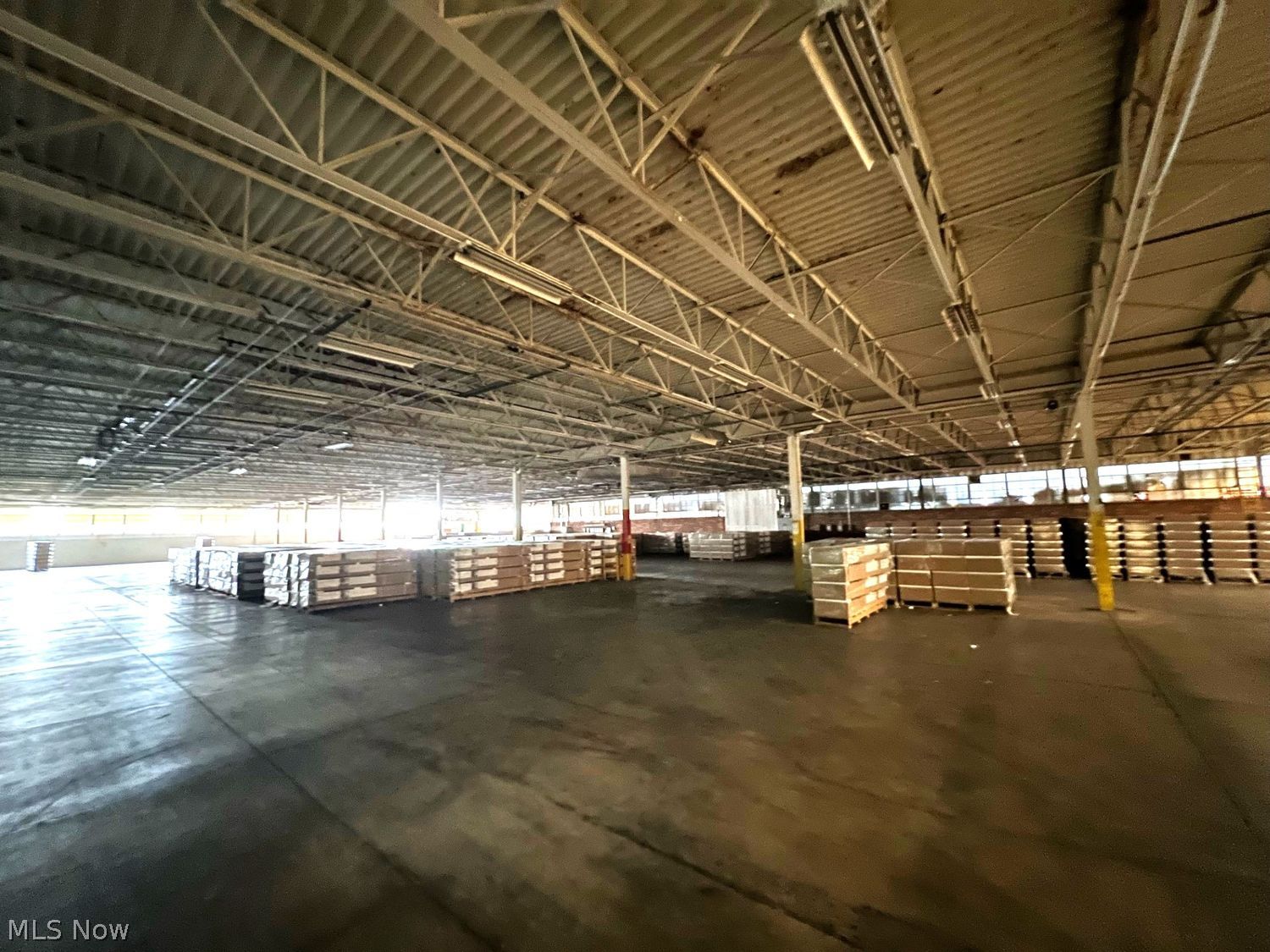 821 Clark Street Conneaut OH 44030
