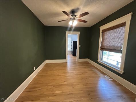 4309 Clinton Avenue Cleveland OH 44113