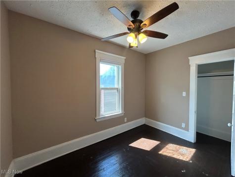 4309 Clinton Avenue Cleveland OH 44113