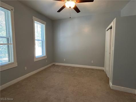 4407 Clinton Avenue Cleveland OH 44113