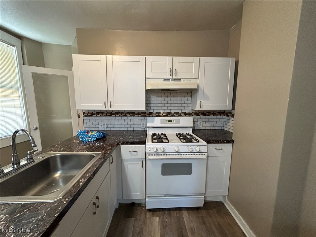 4407 Clinton Avenue Cleveland OH 44113