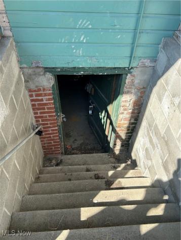 4407 Clinton Avenue Cleveland OH 44113