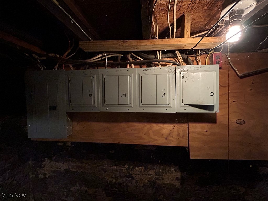 4407 Clinton Avenue Cleveland OH 44113