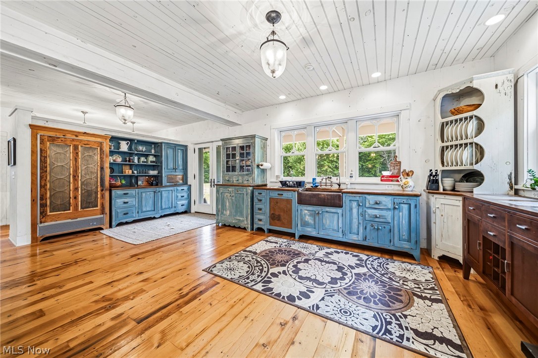 3126 Mennonite Road Mantua OH 44255