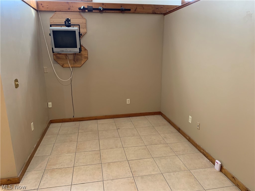 4050 E 116th Street Cleveland OH 44105