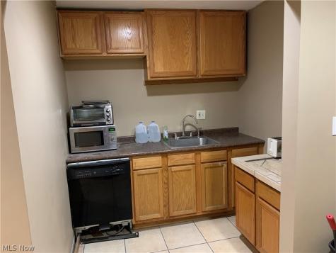 4050 E 116th Street Cleveland OH 44105