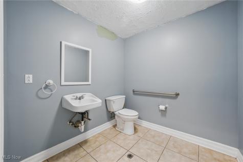 9552 York Alpha Drive North Royalton OH 44133