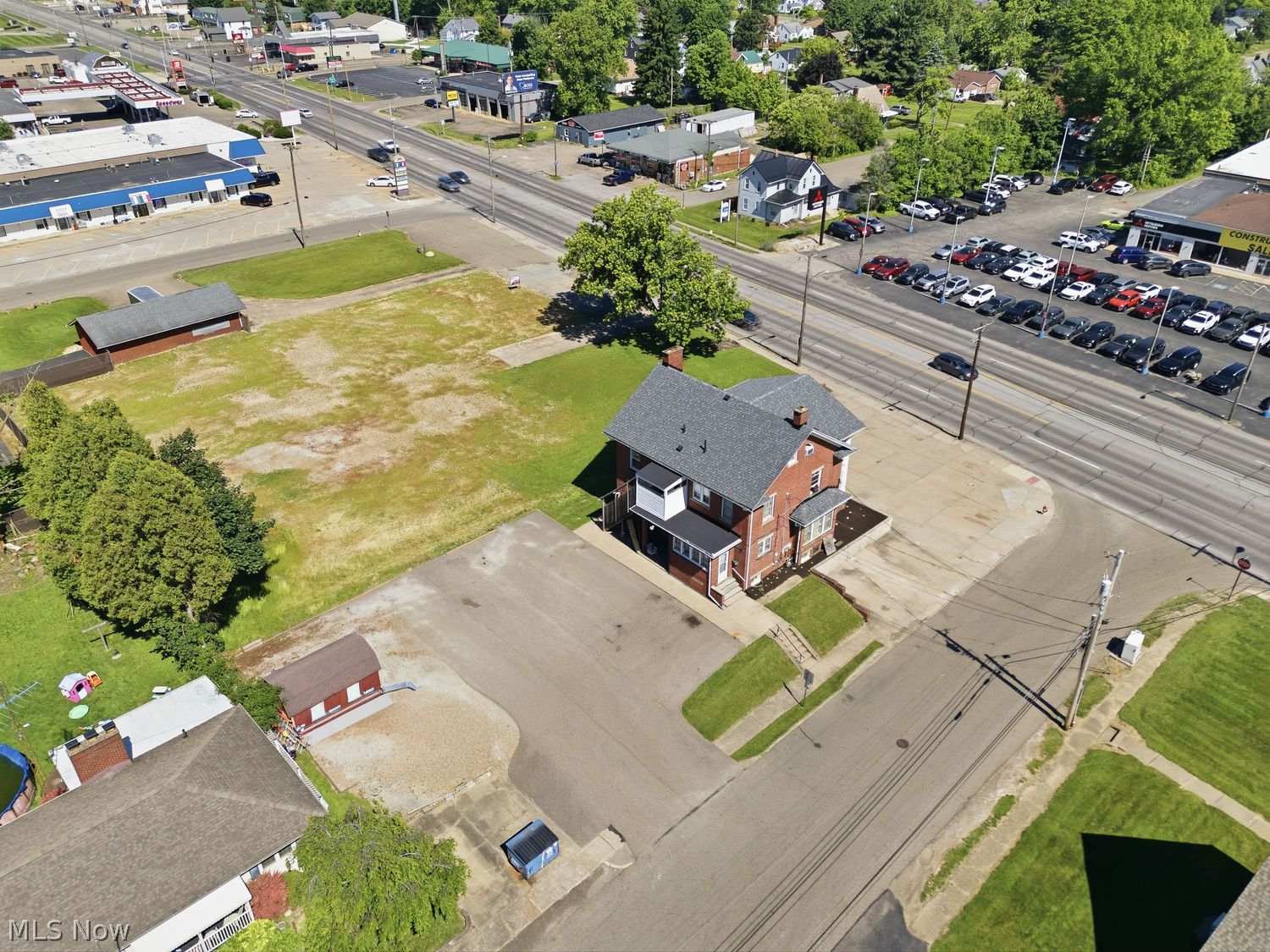 3727 Lincoln Way E Massillon OH 44646