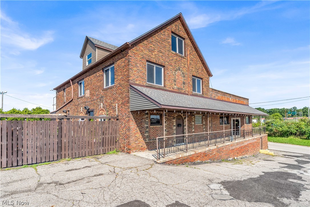 1080 E 260th Street Euclid OH 44132