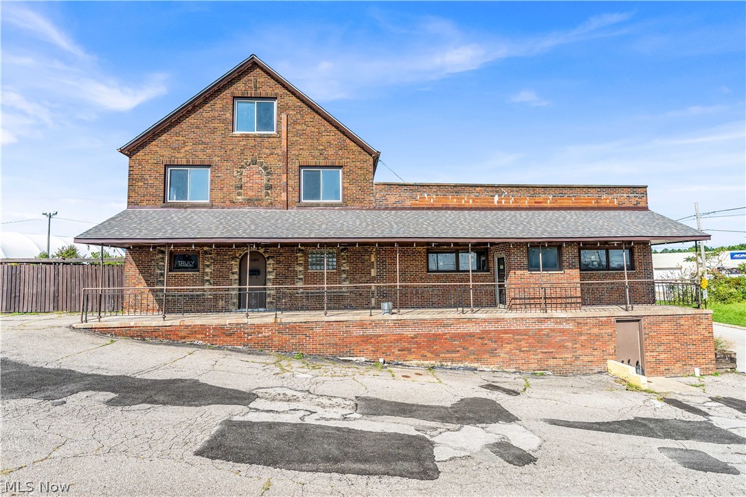 1080 E 260th Street Euclid OH 44132
