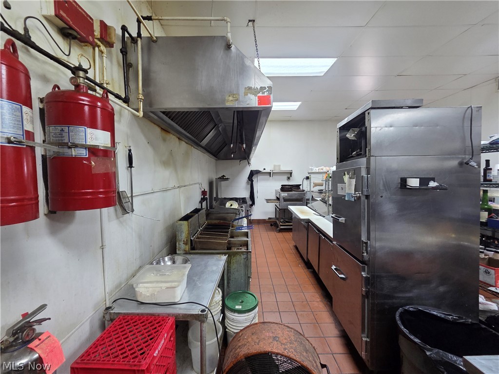 1080 E 260th Street Euclid OH 44132