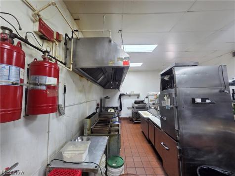 1080 E 260th Street Euclid OH 44132
