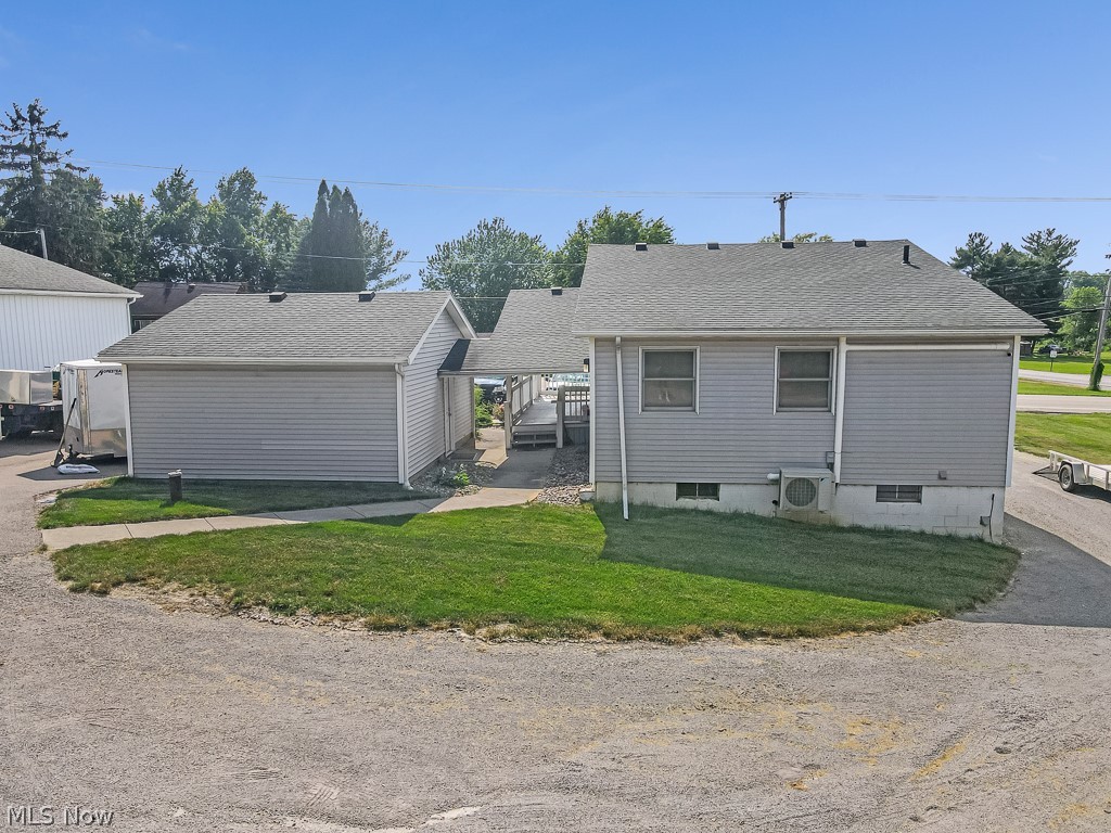 13390 Ravenna Avenue NE Hartville OH 44632