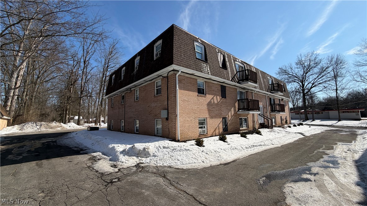 3100 Beal Street NW Warren OH 44485