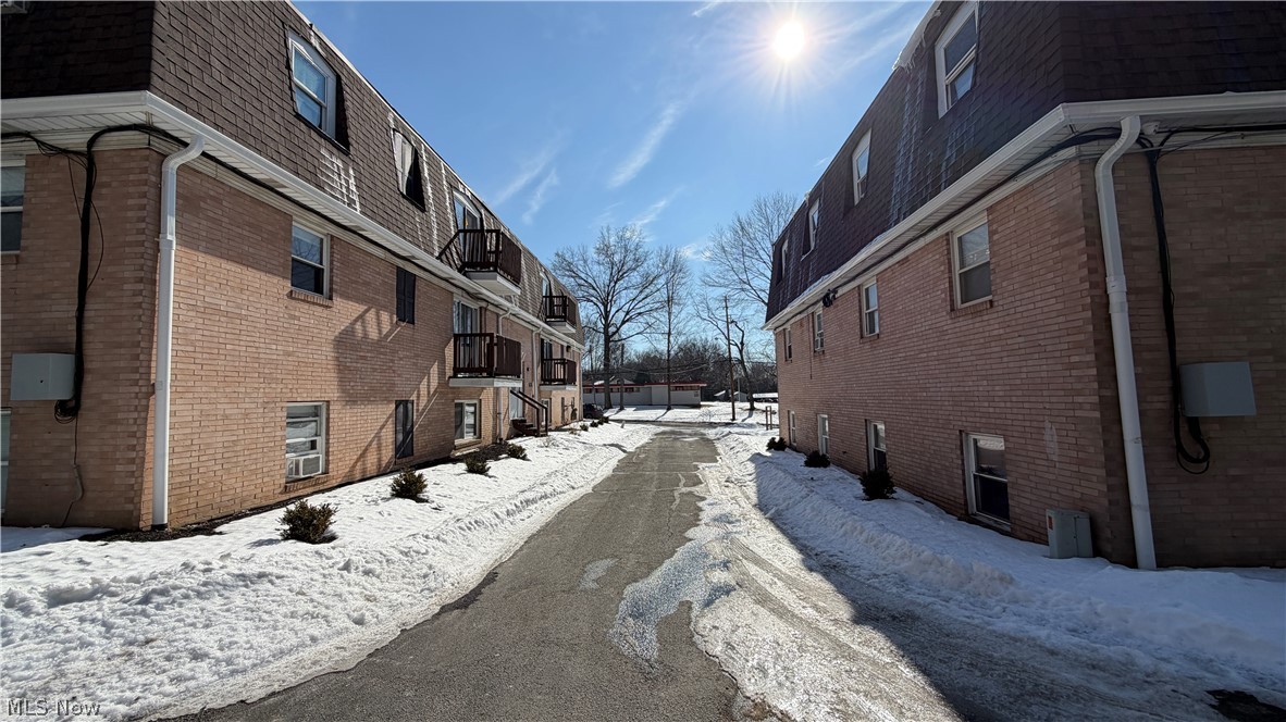 3100 Beal Street NW Warren OH 44485