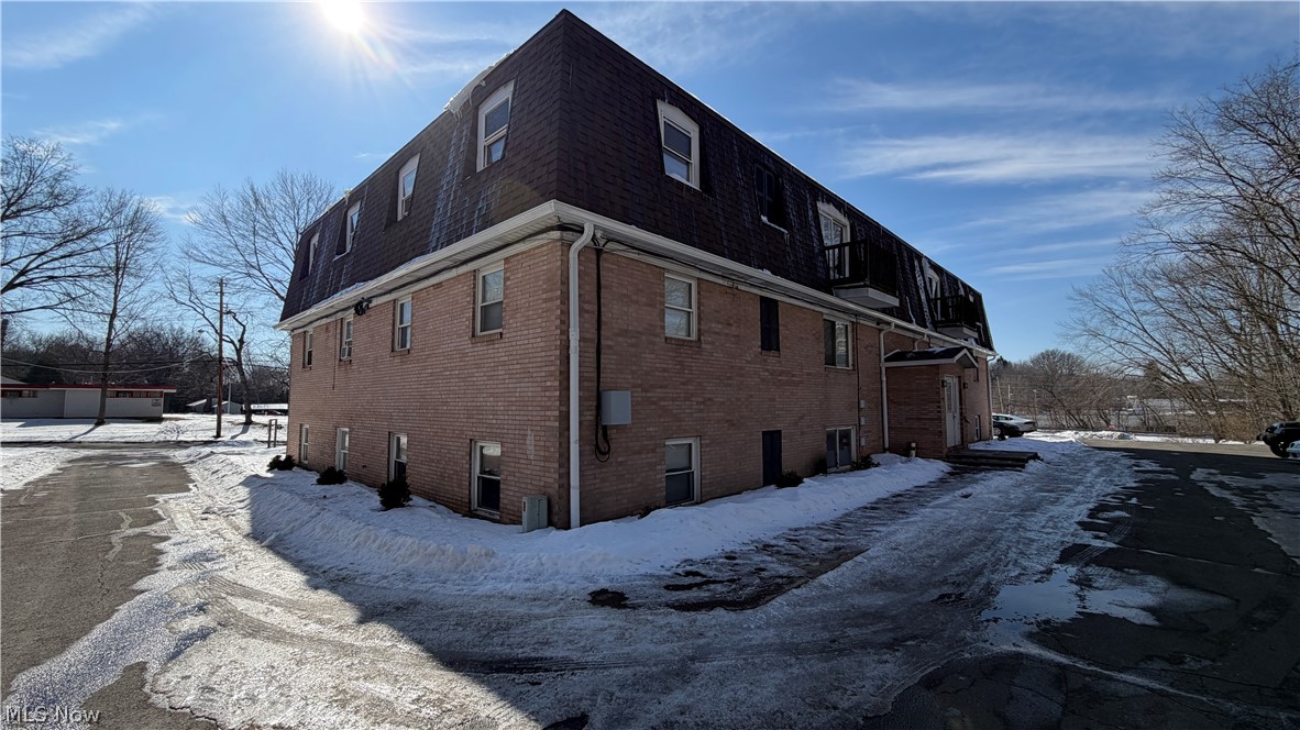 3100 Beal Street NW Warren OH 44485