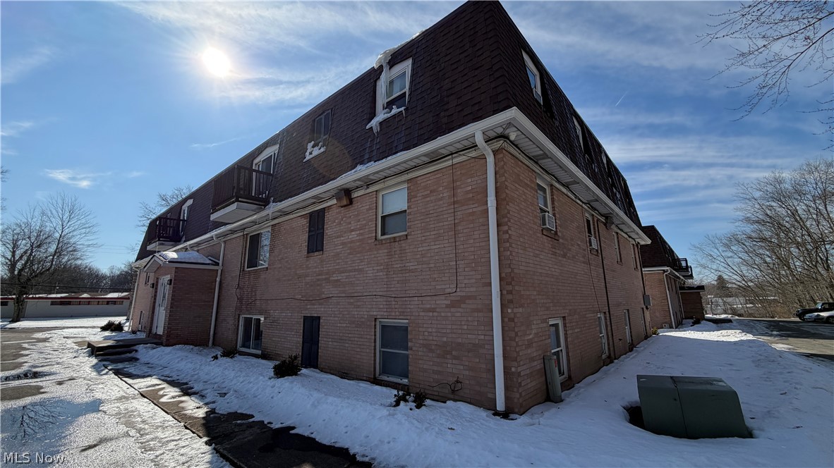 3100 Beal Street NW Warren OH 44485