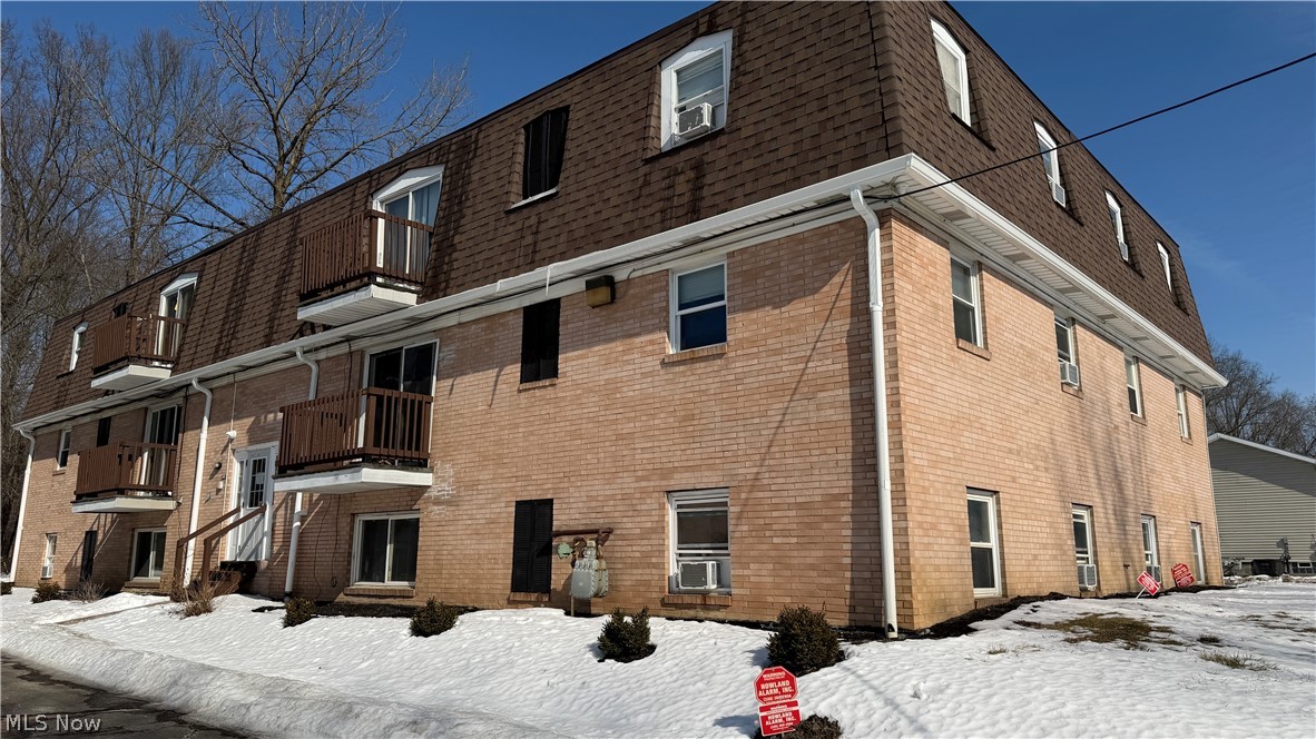 3100 Beal Street NW Warren OH 44485