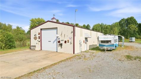16428 W Akron Canfield Road Youngstown OH 44401
