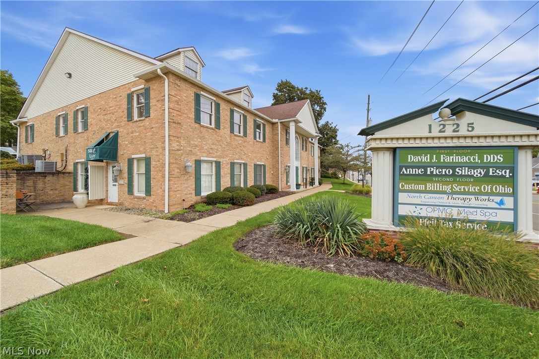 1225 S Main Street North Canton OH 44720