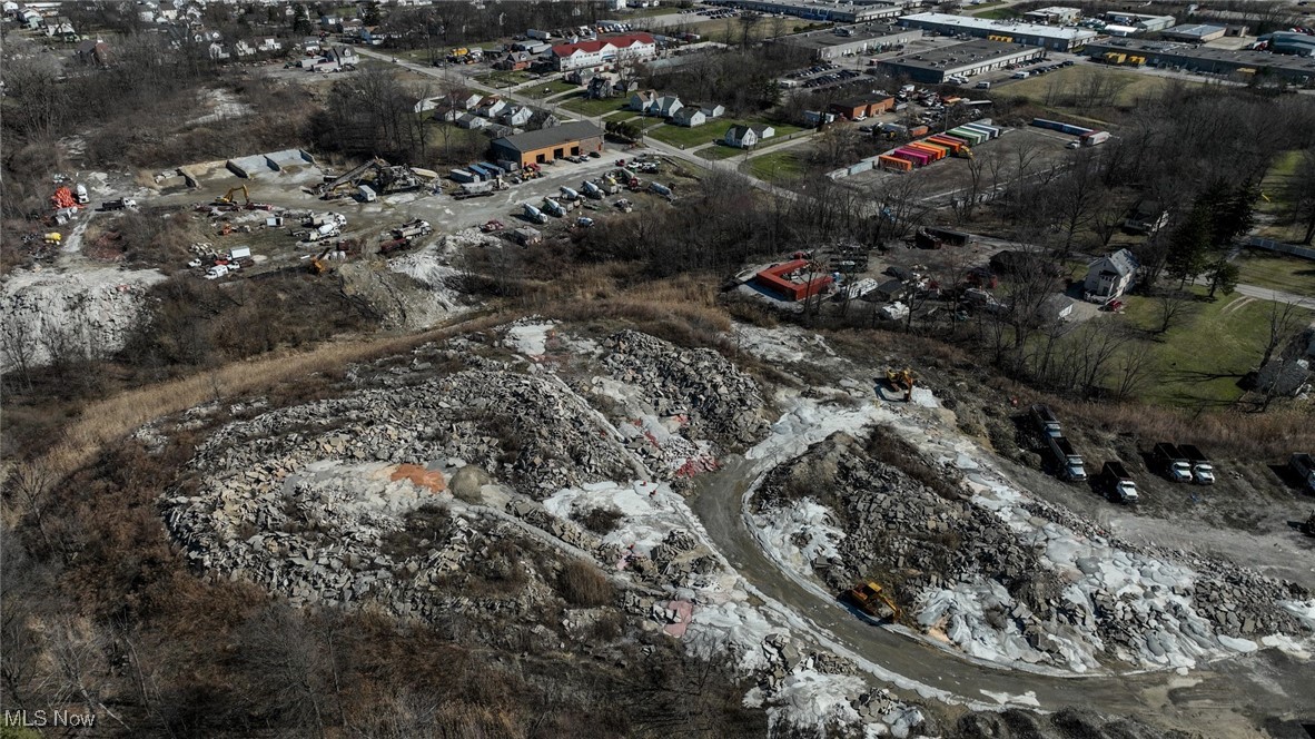 4860 Orchard Road Garfield Heights OH 44128