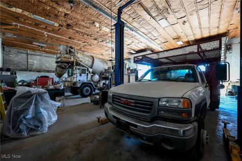 4860 Orchard Road Garfield Heights OH 44128