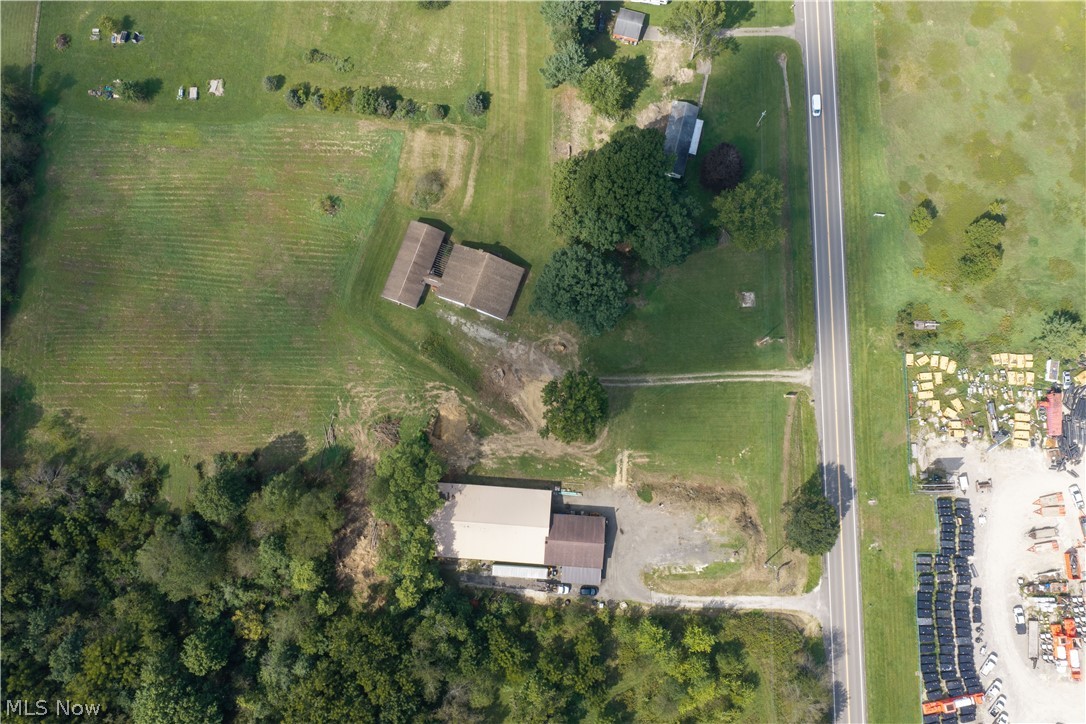 4111 Canton Road NW Carrollton OH 44615