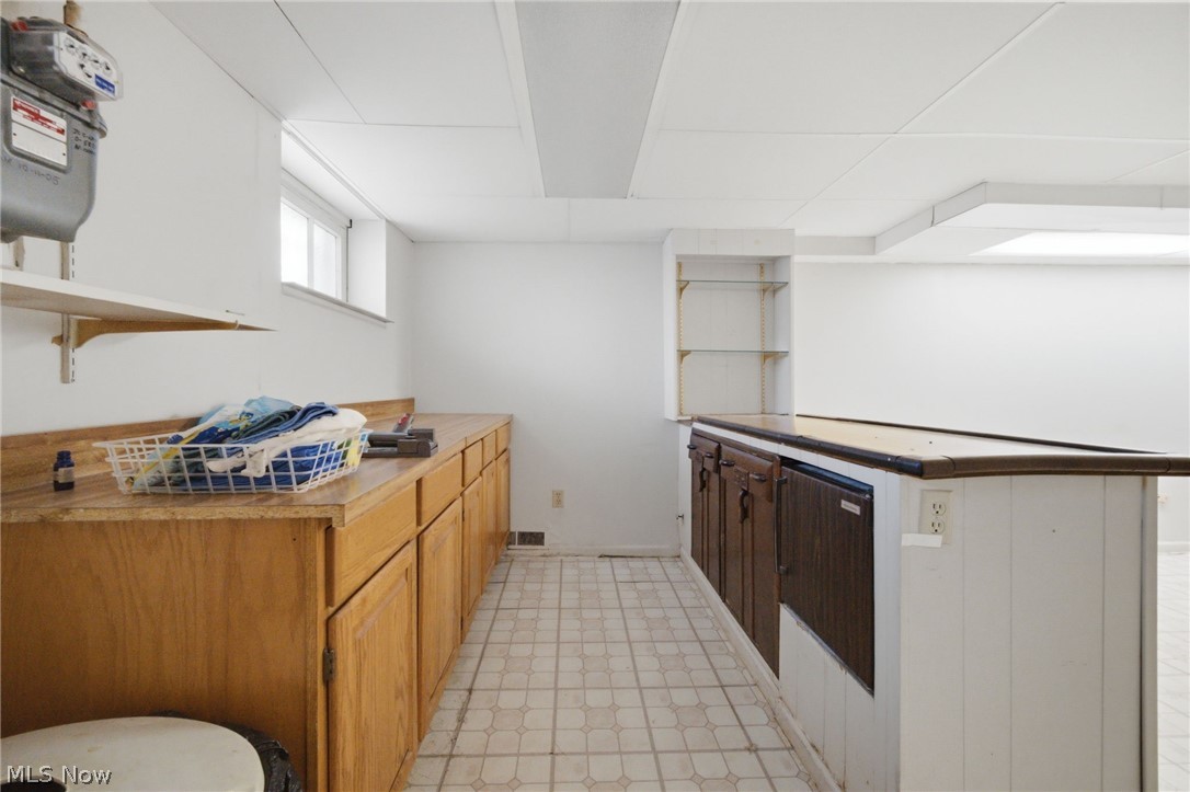 1415 Blossom Park Avenue Lakewood OH 44107