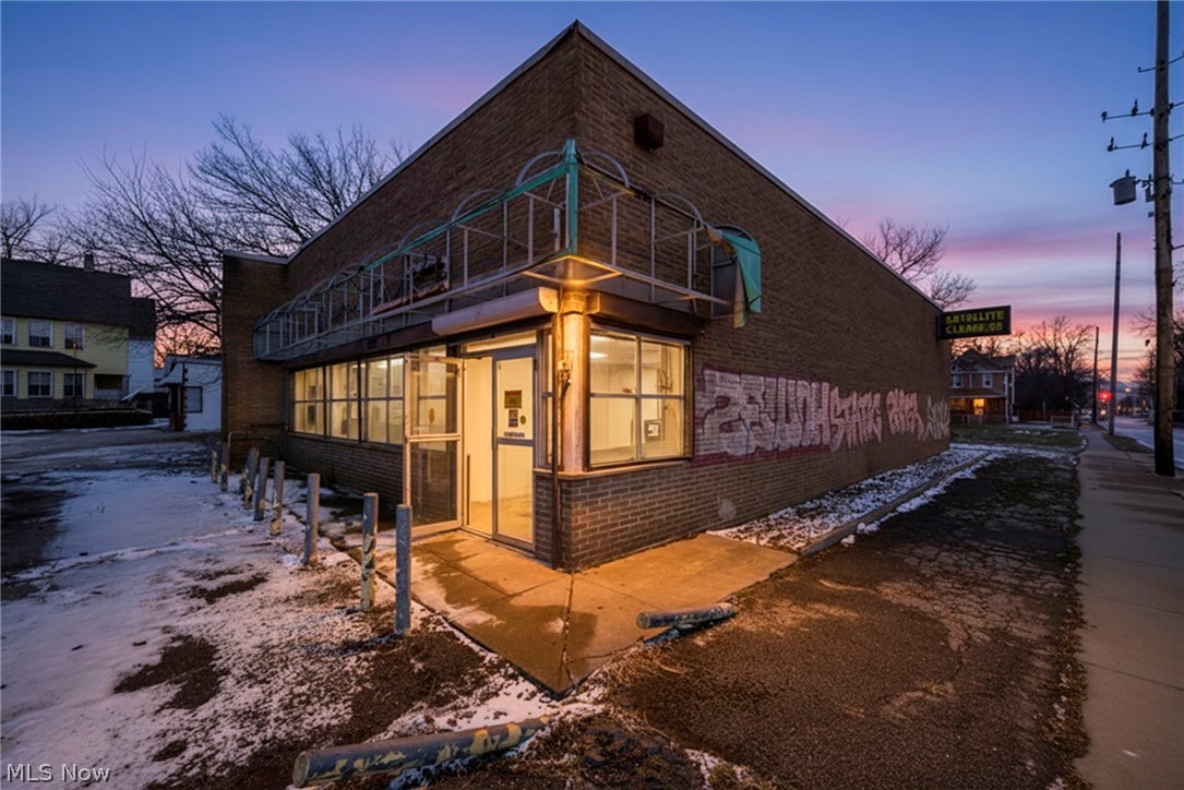 7809 Wade Park Avenue Cleveland OH 44103