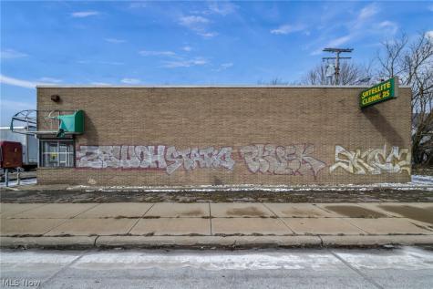 7809 Wade Park Avenue Cleveland OH 44103