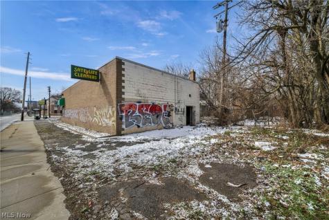 7809 Wade Park Avenue Cleveland OH 44103