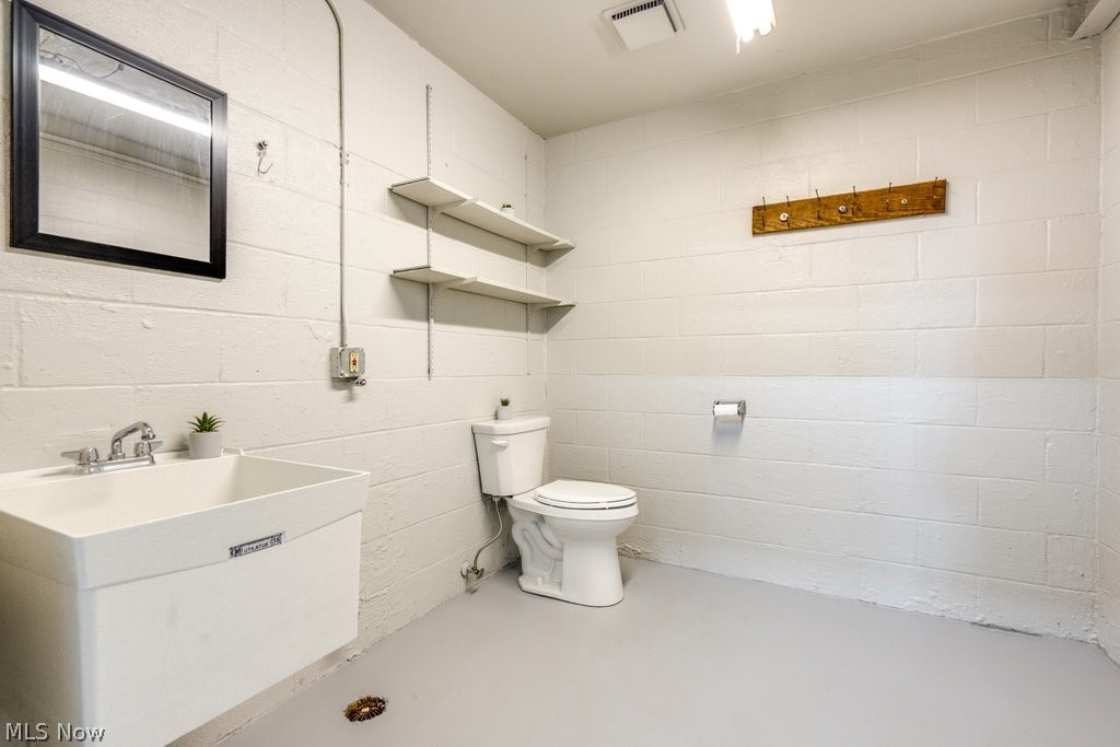 4182 Greenvale Drive South Euclid OH 44121