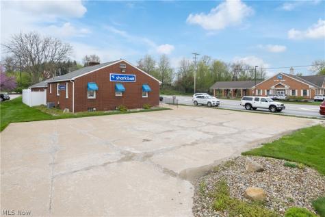 5112 Portage Street NW North Canton OH 44720
