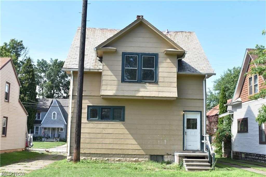 2828 Lake Avenue Ashtabula OH 44004