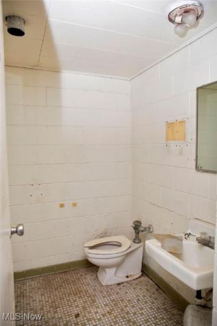 4714 Main Avenue Ashtabula OH 44004