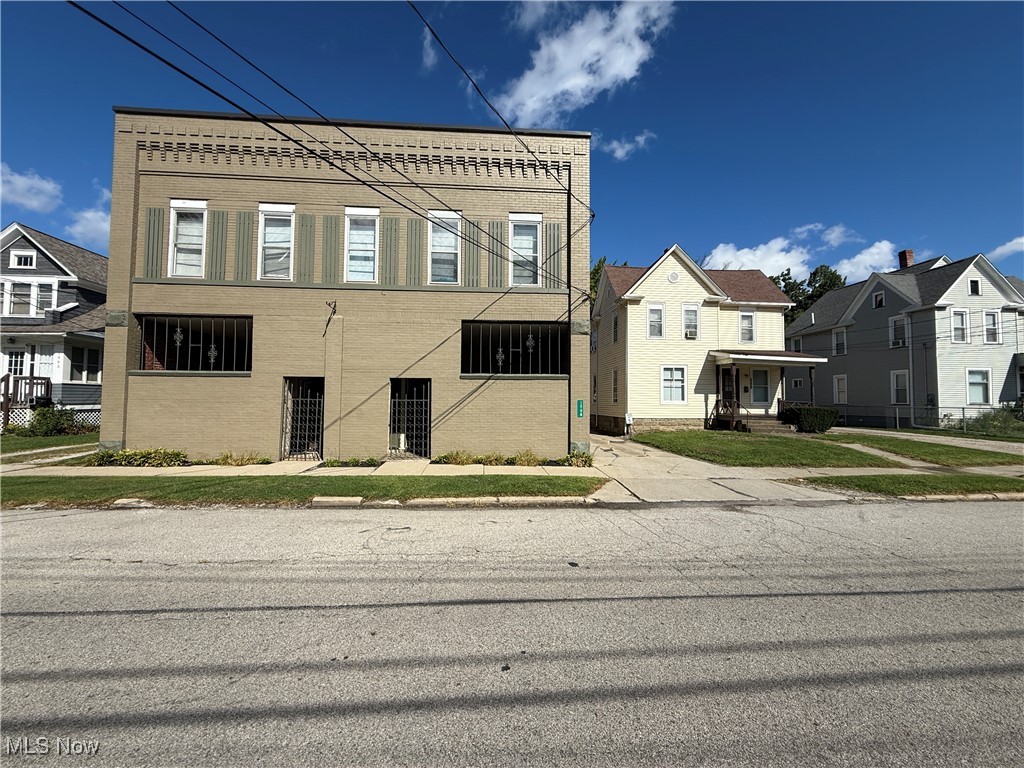 1451 & 1457 W 8th Street Ashtabula OH 44004