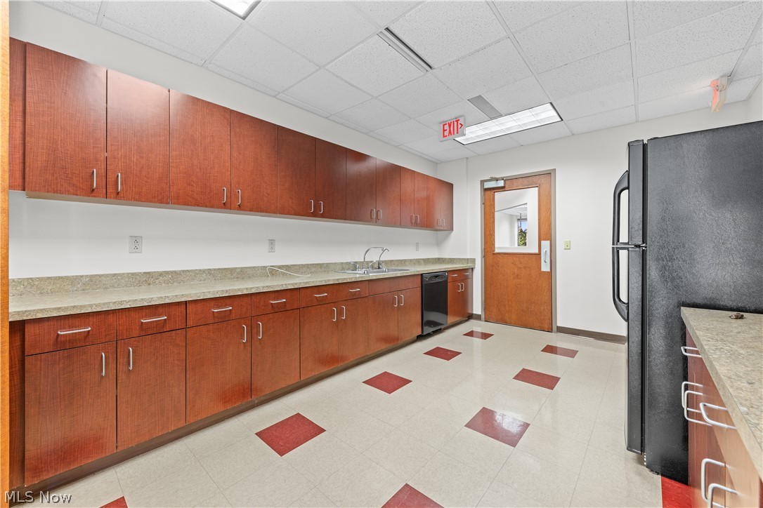 24610 Detroit Road Westlake OH 44145