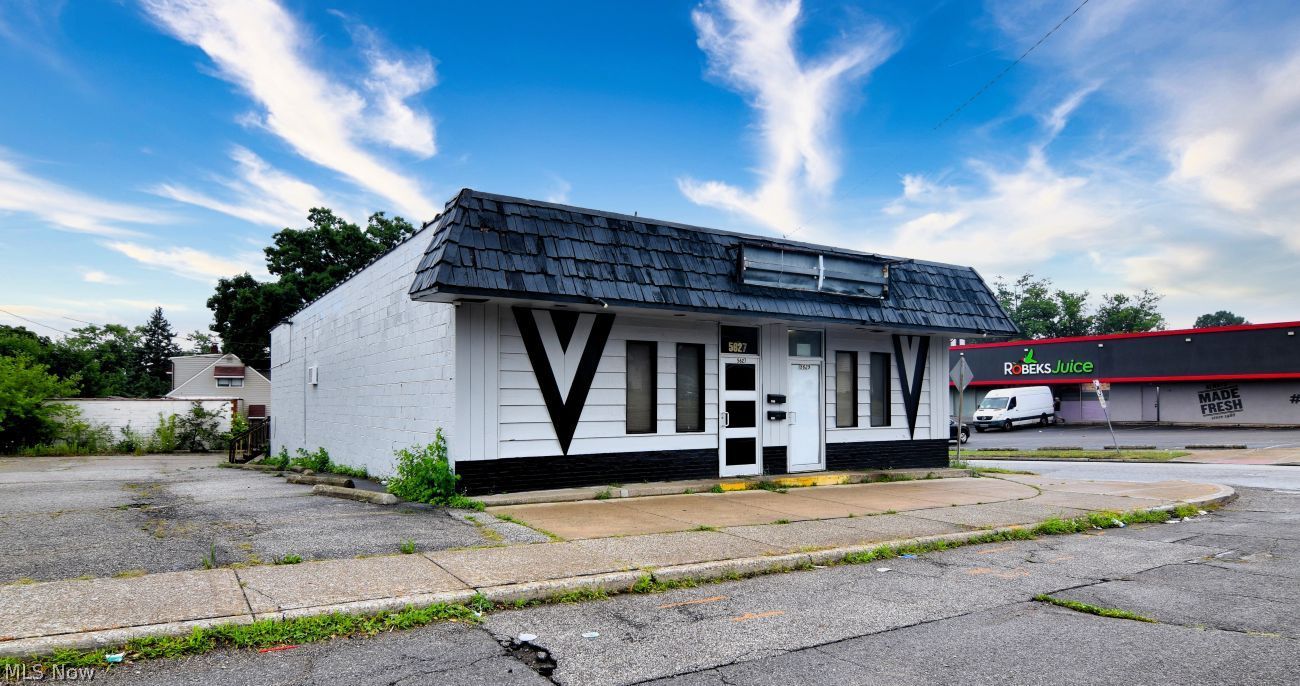 5627 Turney Road Garfield Heights OH 44125