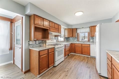 85 Maple Drive Hudson OH 44236