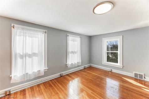 85 Maple Drive Hudson OH 44236