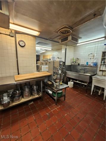 1609 E Main Street Kent OH 44240