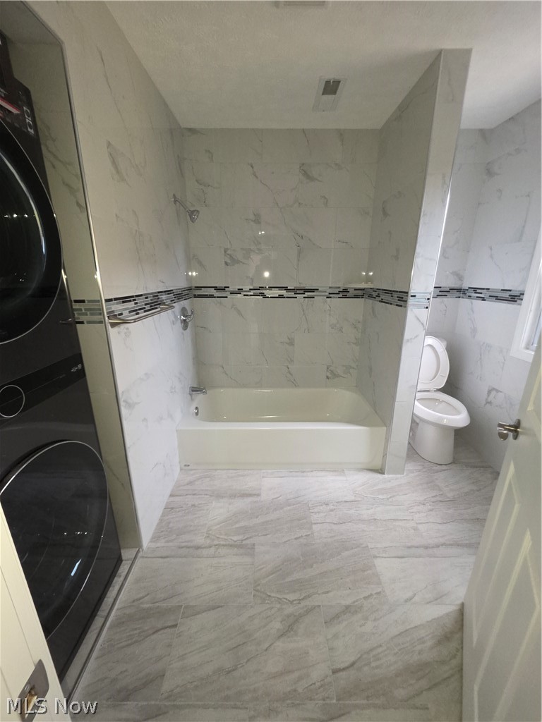 3038 Scranton Road Cleveland OH 44113