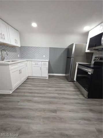 3038 Scranton Road Cleveland OH 44113