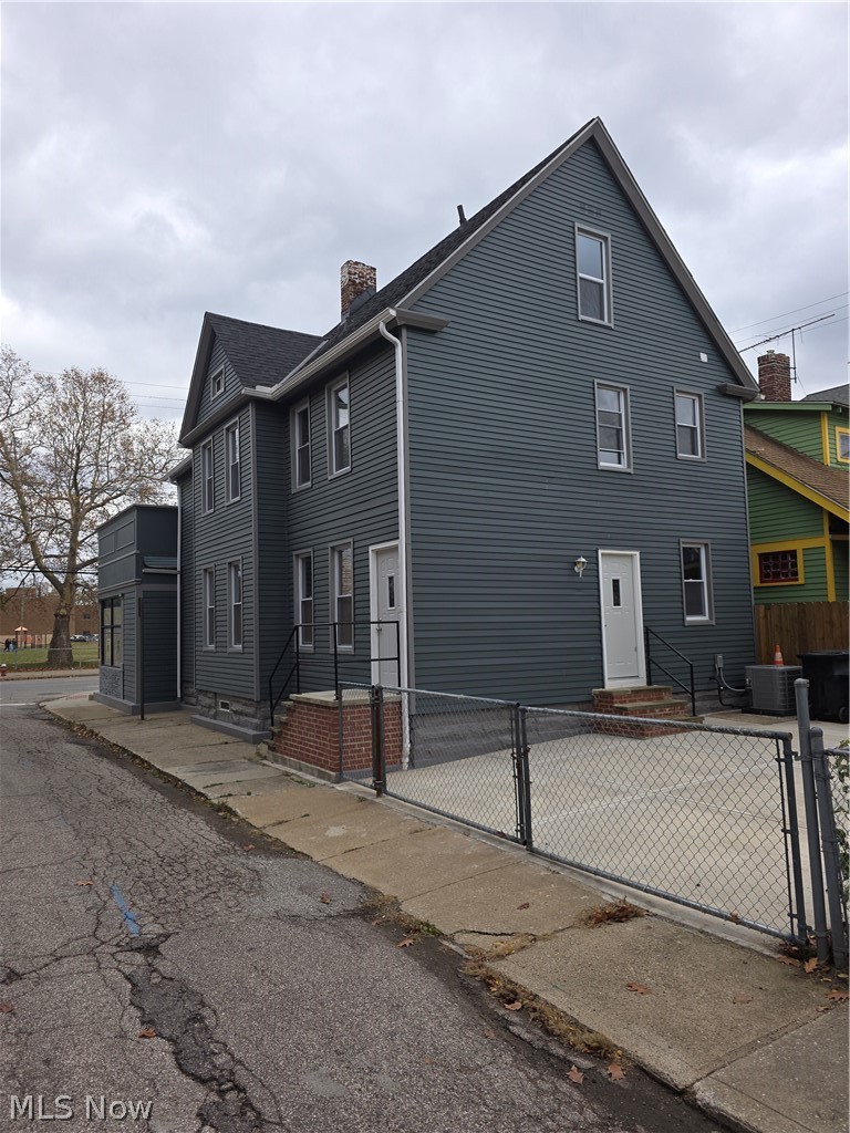 3038 Scranton Road Cleveland OH 44113