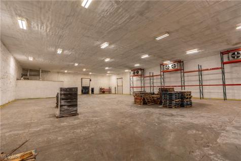 2280 Deerfield Avenue NW Dalton OH 44618