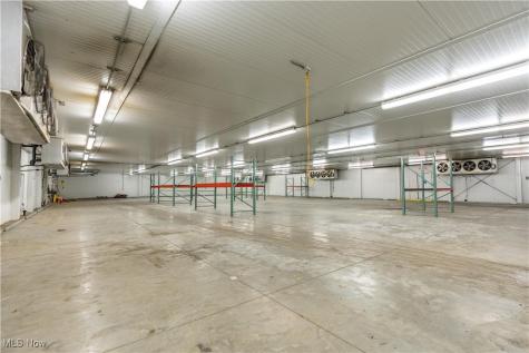 2280 Deerfield Avenue NW Dalton OH 44618