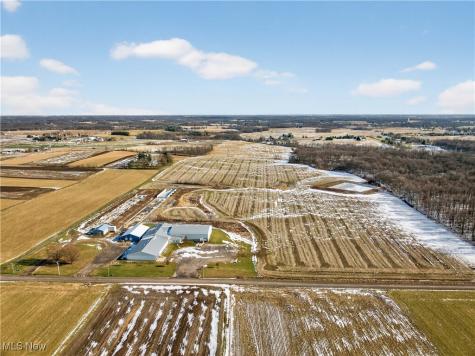 2280 Deerfield Avenue NW Dalton OH 44618