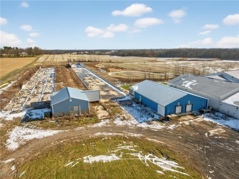 2280 Deerfield Avenue NW Dalton OH 44618