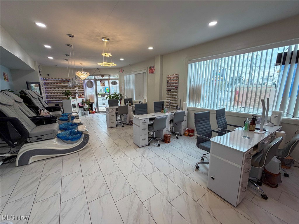2405 Youngstown Road SE Warren OH 44484