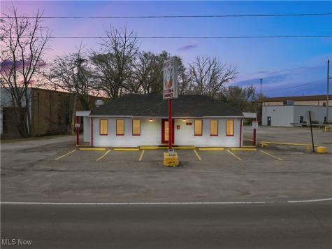 1494 Waterloo Road Barberton OH 44203